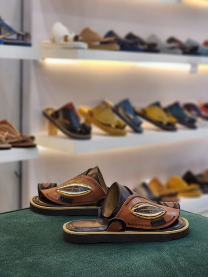 صورة زبيري وطني مطرز مديل 58